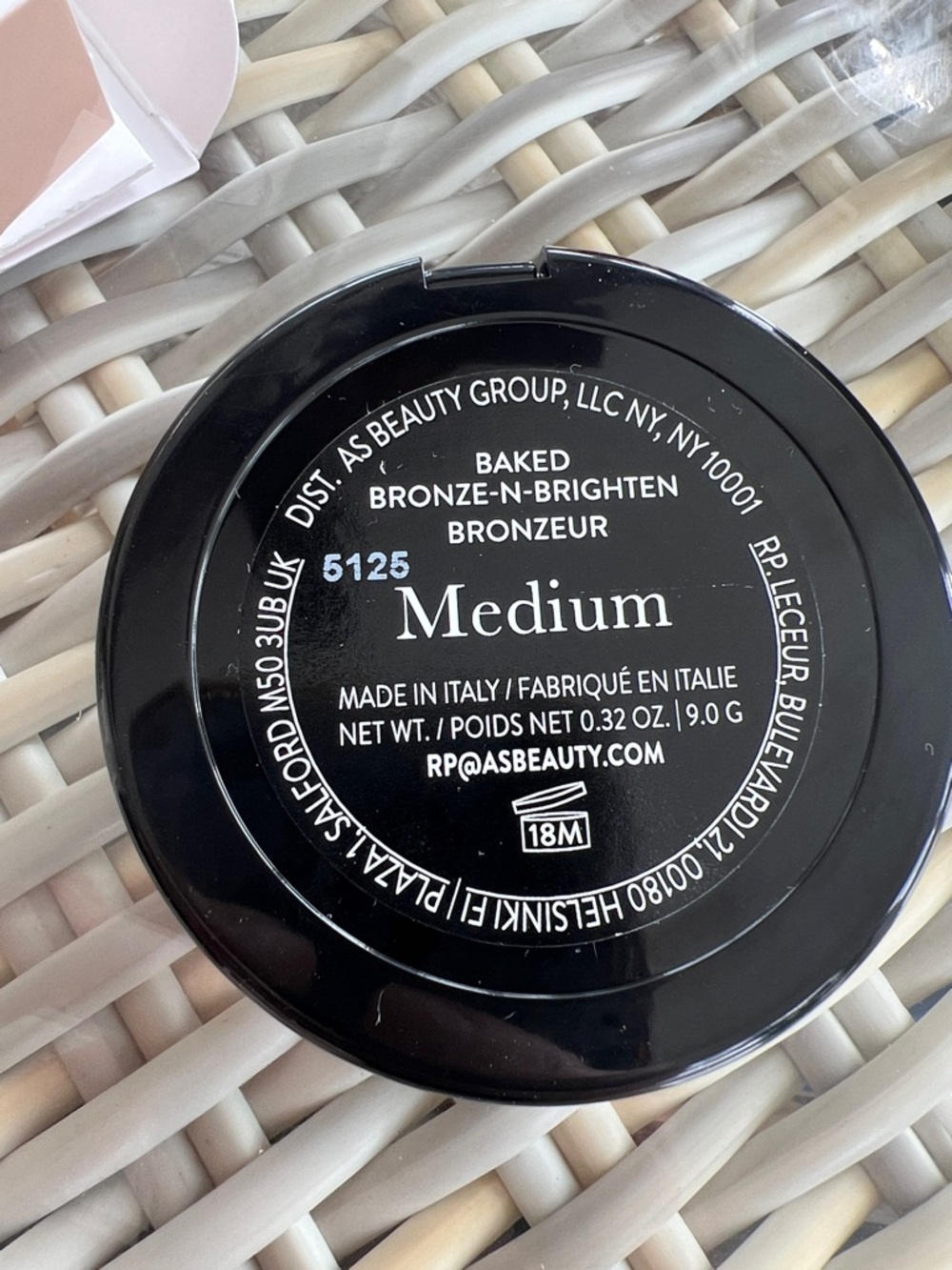 New in box Laura Geller Baked Bronze Brighten Multipurpose Bronzer Blush Medium - Picture 5 of 8